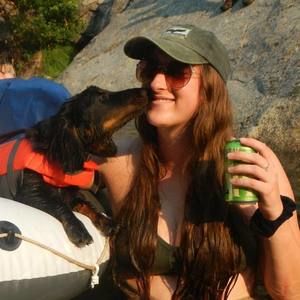 Meet your Posher, Chloe